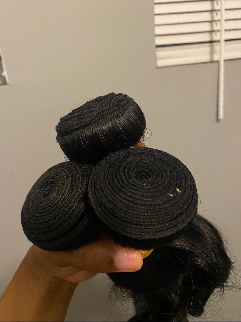 Bella Luxx Black Weft Hair Bundles - Natural Straight Finish